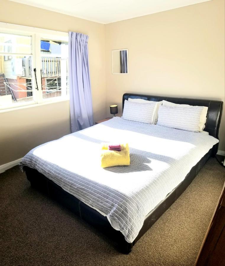 Emma'S Cosy City Hideaway Nelson Room photo